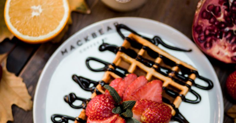 Rustic Colors - Waffle with Chocolate and Strawberries