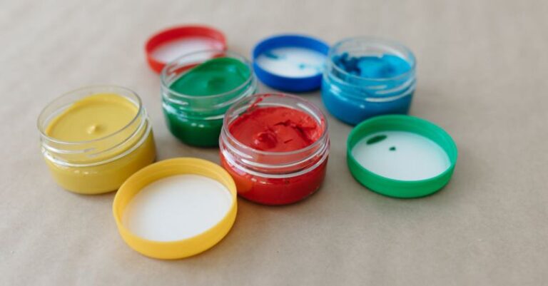 Low-VOC Paints - Paints for Kids